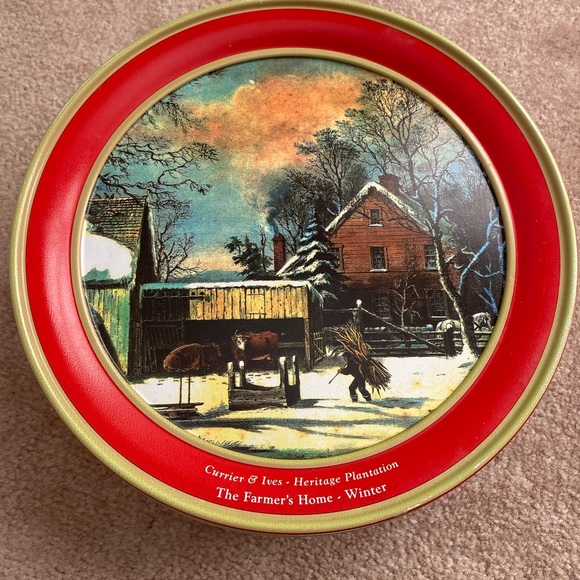 Vintage Currier & Ives Holiday container. - Picture 1 of 6